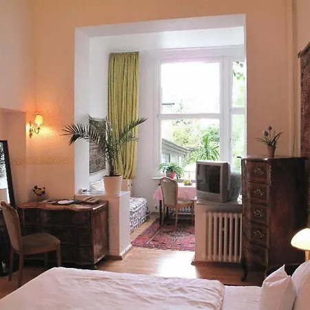 Pensionat Villa Flora Hotel